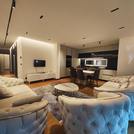 Skyline Exclusive Apartman Peja Kültér fotó