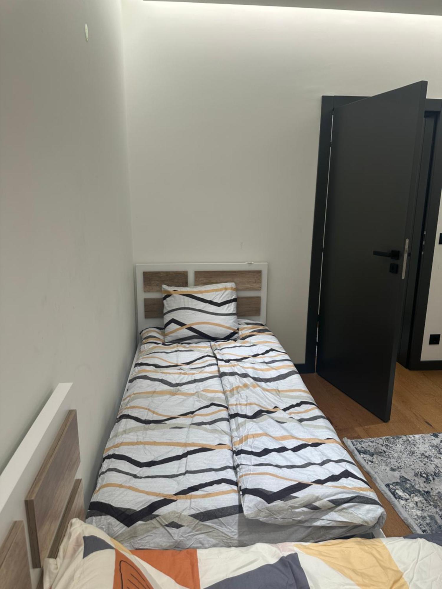 Skyline Exclusive Apartman Peja Kültér fotó