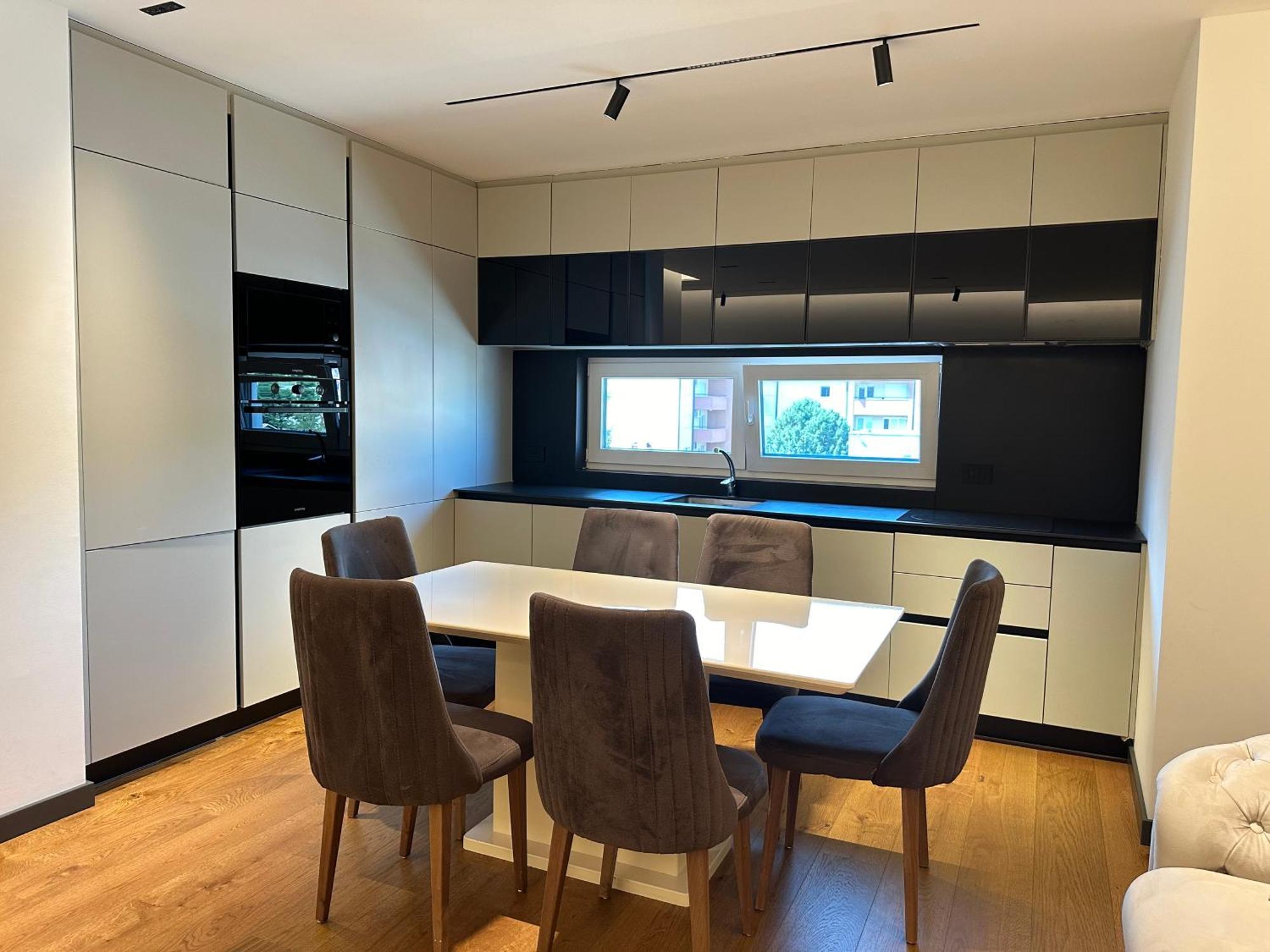 Skyline Exclusive Apartman Peja Kültér fotó